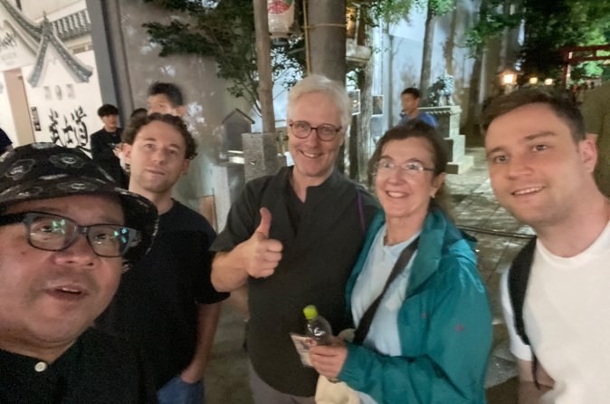 Shinjuku Walking Tour with a Local Japanese Guide: Hidden Gems